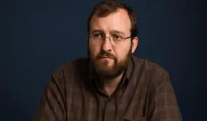 Charles Hoskinson 预测比特币到 2026 年将达到 25 万美元——原因如下