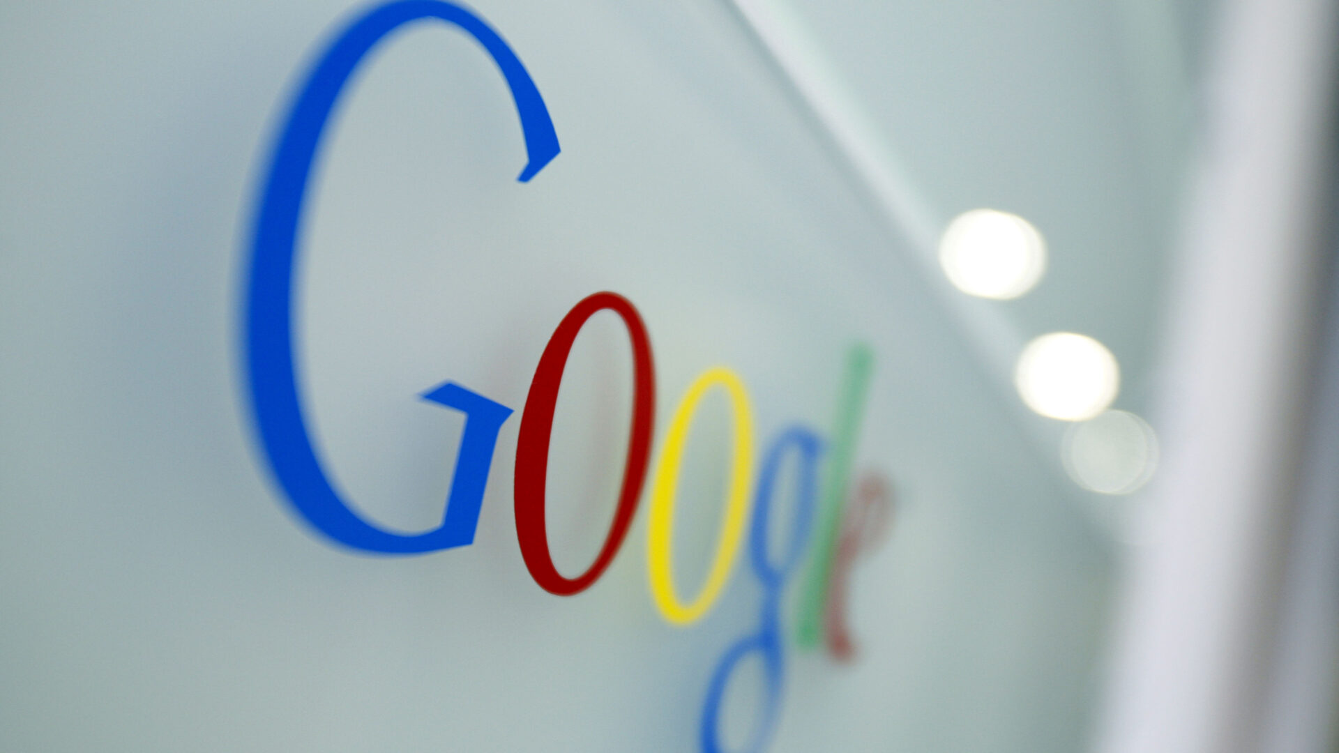 Alphabet 将再投资 40 亿美元用于 AI 数据中心，GOOGL 股价下跌