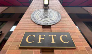 SEC官员成为CFTC领导人的领跑者