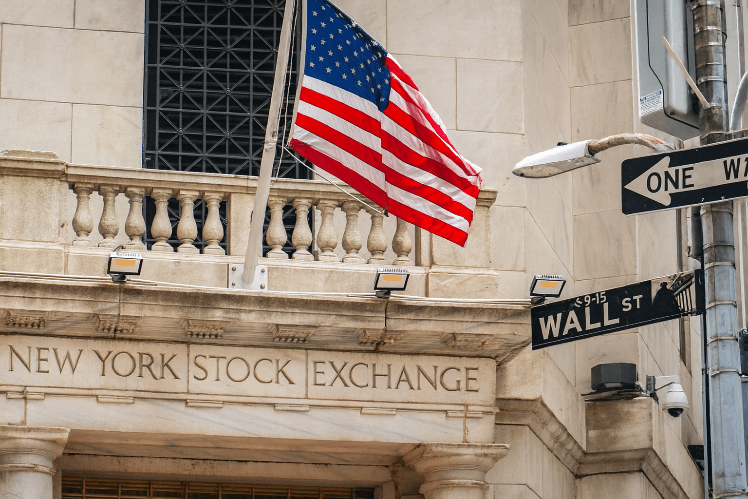 纽约证券交易所停摆期间推出四只新的现货加密货币 ETF，震惊市场