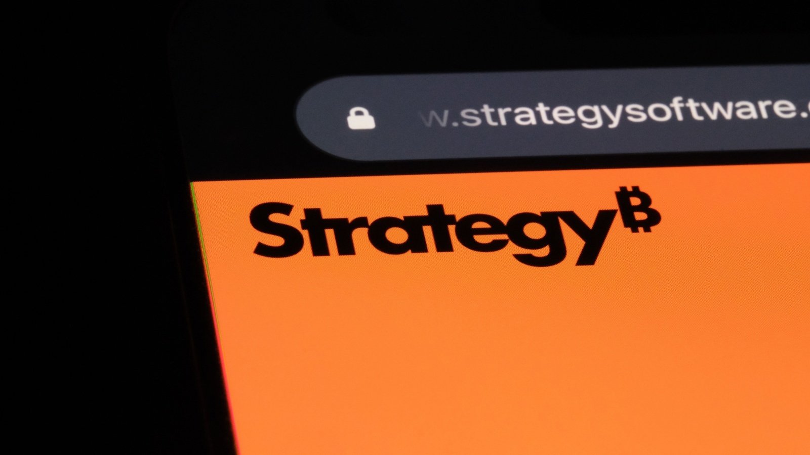 财政部策略增持比特币397枚，总计641,205枚，价值691亿美元。