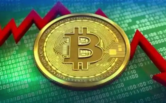 “巨鲸”加速抛售比特币但仍称不上恐慌信号？