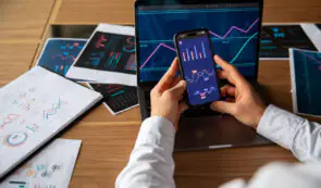 XRP 和狗狗币 ETF 今日在纽约证券交易所上线