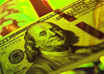 《富爸爸穷爸爸》作者警告房地产和就业市场即将崩盘，称有一种资产是“最好最安全的”。