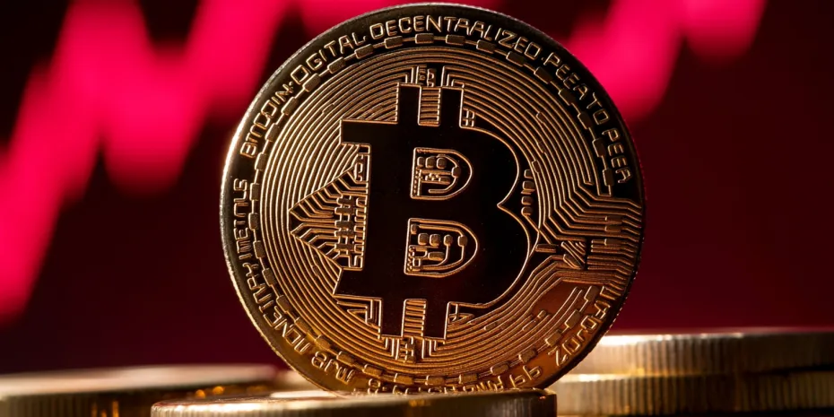 比特币在95000美元下方苦苦挣扎，市场等待美联储的决定