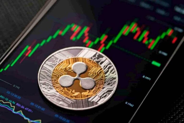 警告：XRP 面临进一步下跌至 0.79 美元支撑位的风险