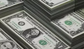 美元走软，黄金和白银价格飙升至新高