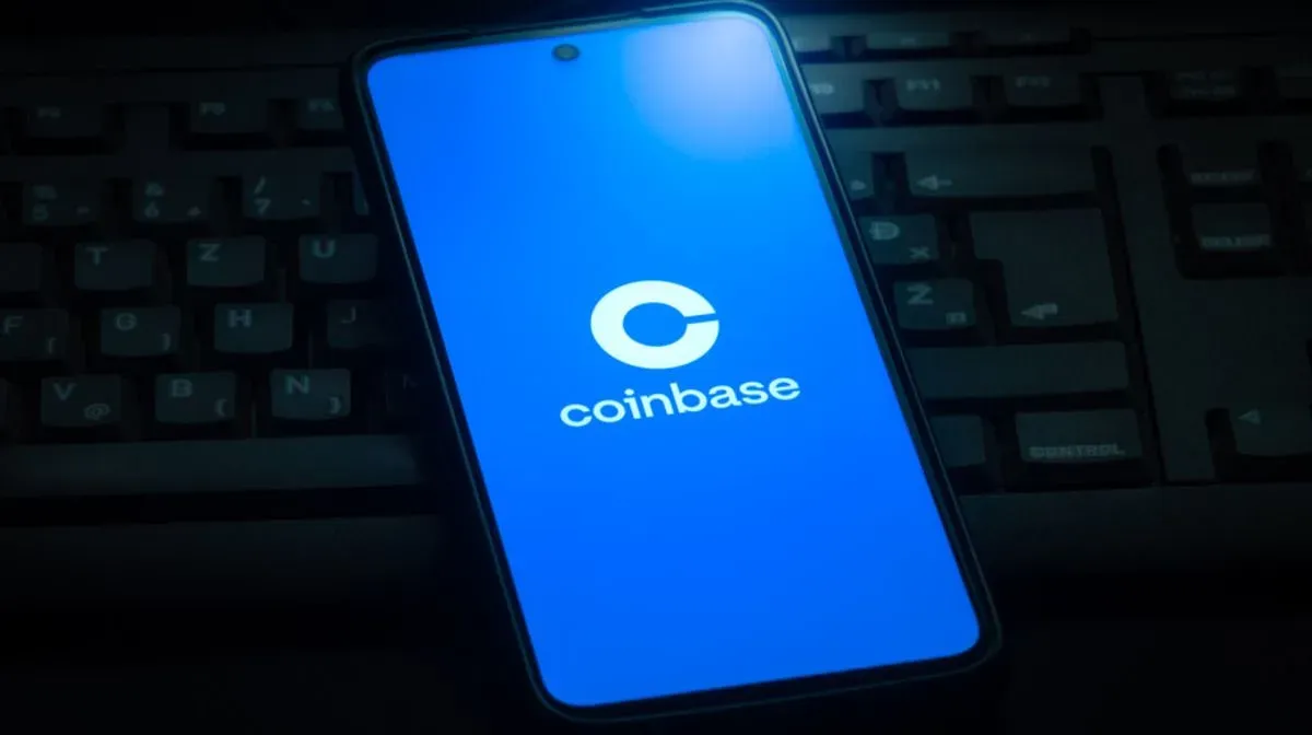 Coinbase首席执行官称赞印度警方在一名前经纪人因涉嫌4亿美元黑客攻击案被捕后发挥了重要作用。