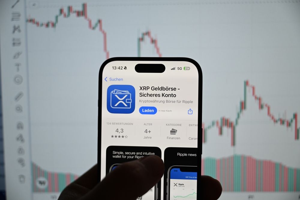 突破还是崩盘？XRP 的高风险十字路口