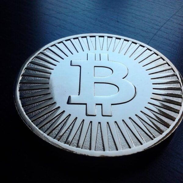 &ldquo;银行爆仓&rdquo;白银价格谣言疯传，掩盖了6.75亿美元的利润挤压。