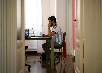 阿根廷：Coinbase 推出不到一年便暂停了比索计价服务