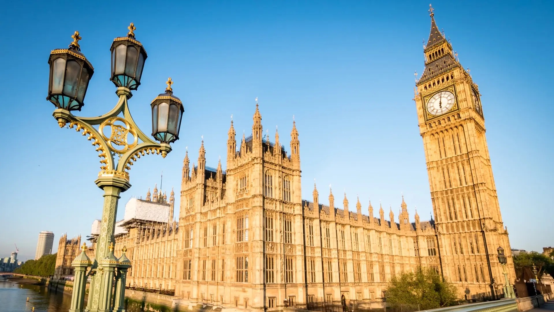 web3: 英国议员质询银行为何限制加密企业开户