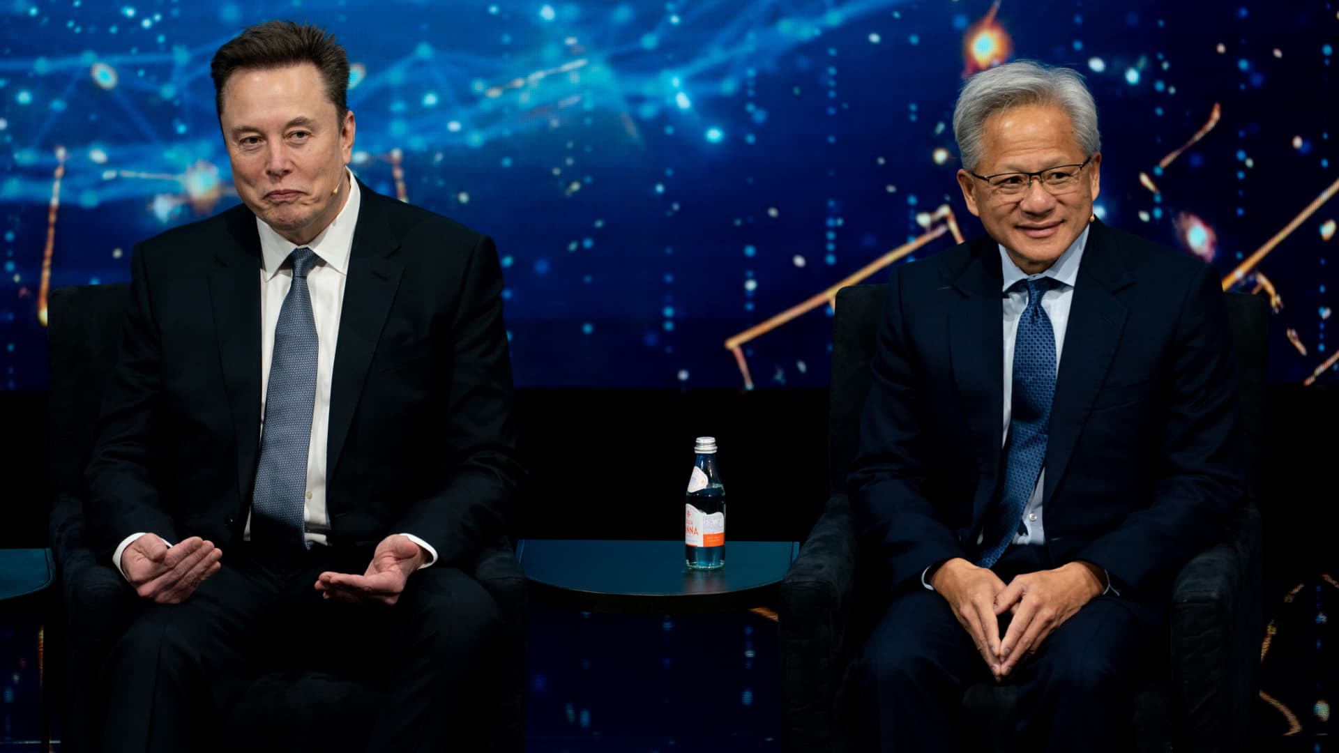 英伟达披露所持SpaceX股份价值约210亿美元
