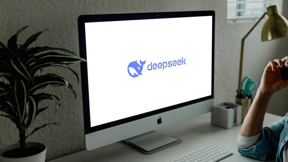 模型可替换、工具可插拔：DeepSeek把Agent竞争从&ldquo;大脑&rdquo;推向&ldquo;操作系统&rdquo;